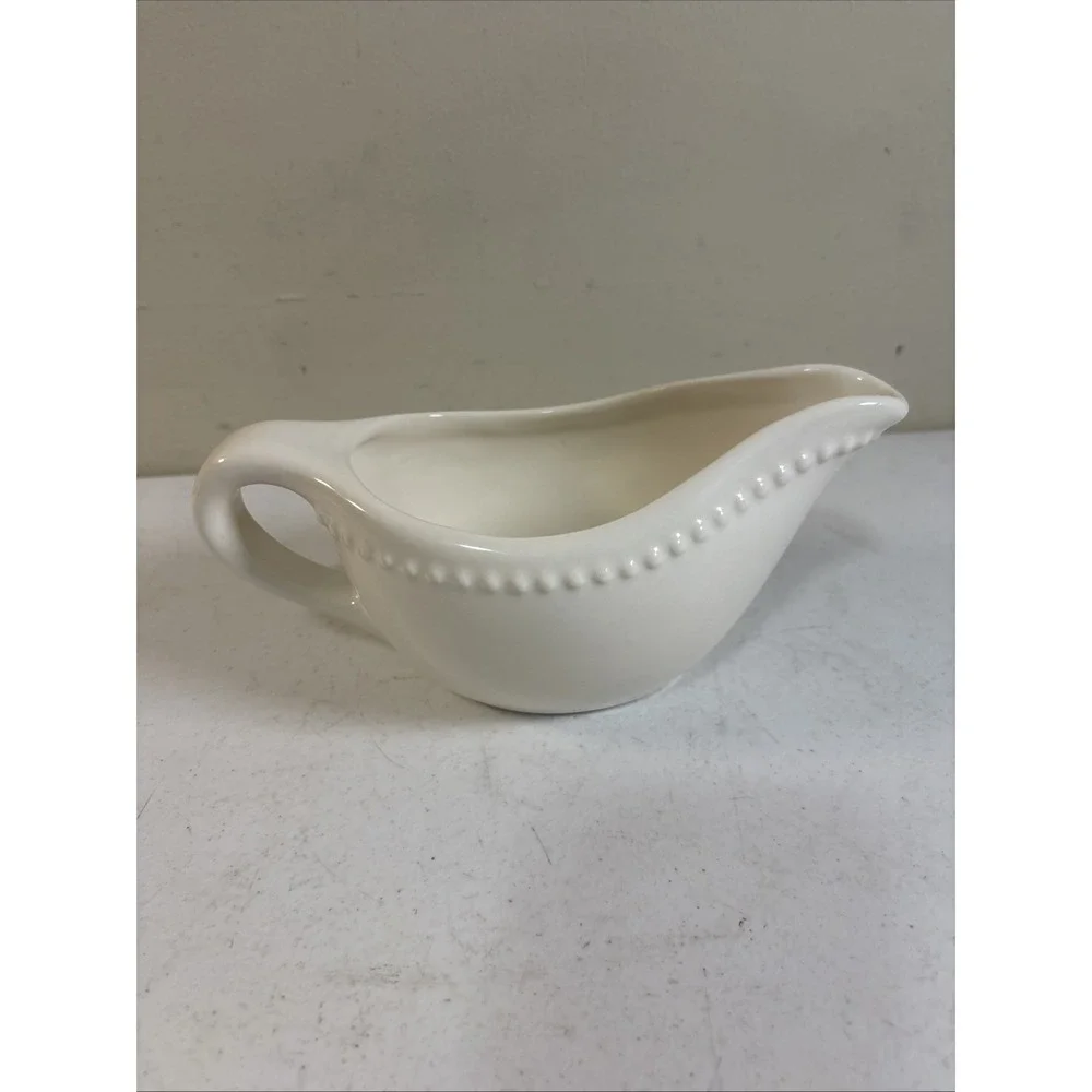 Pottery Barn Emma Gravy‎ Boat Ivory Cream Embossed Dot Edge EUC